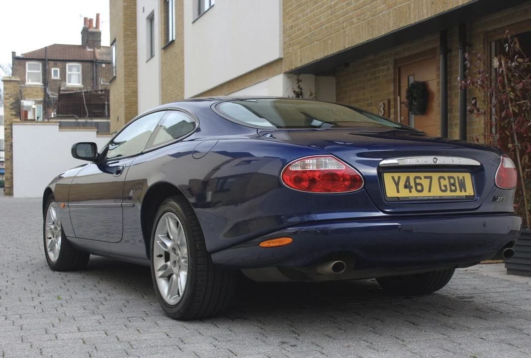 2001 Jaguar X100 XK8 - Image 7 of 30