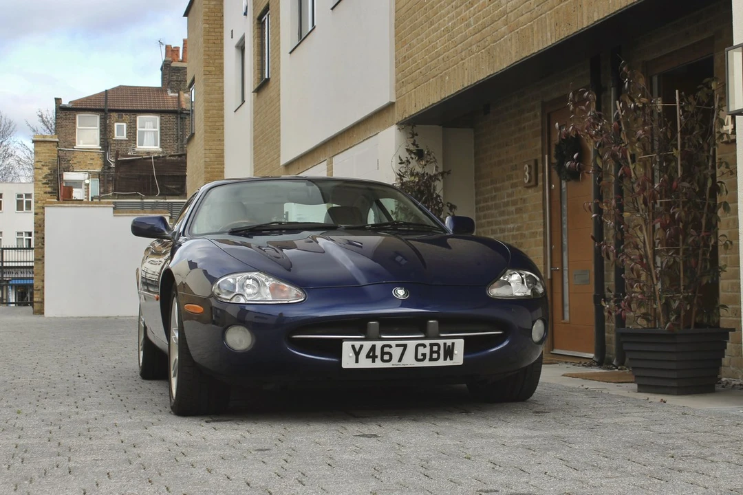 2001 Jaguar X100 XK8 - Image 6 of 30