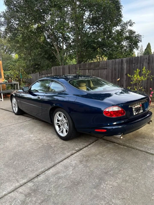 2001 Jaguar X100 XK8 - Image 4 of 8