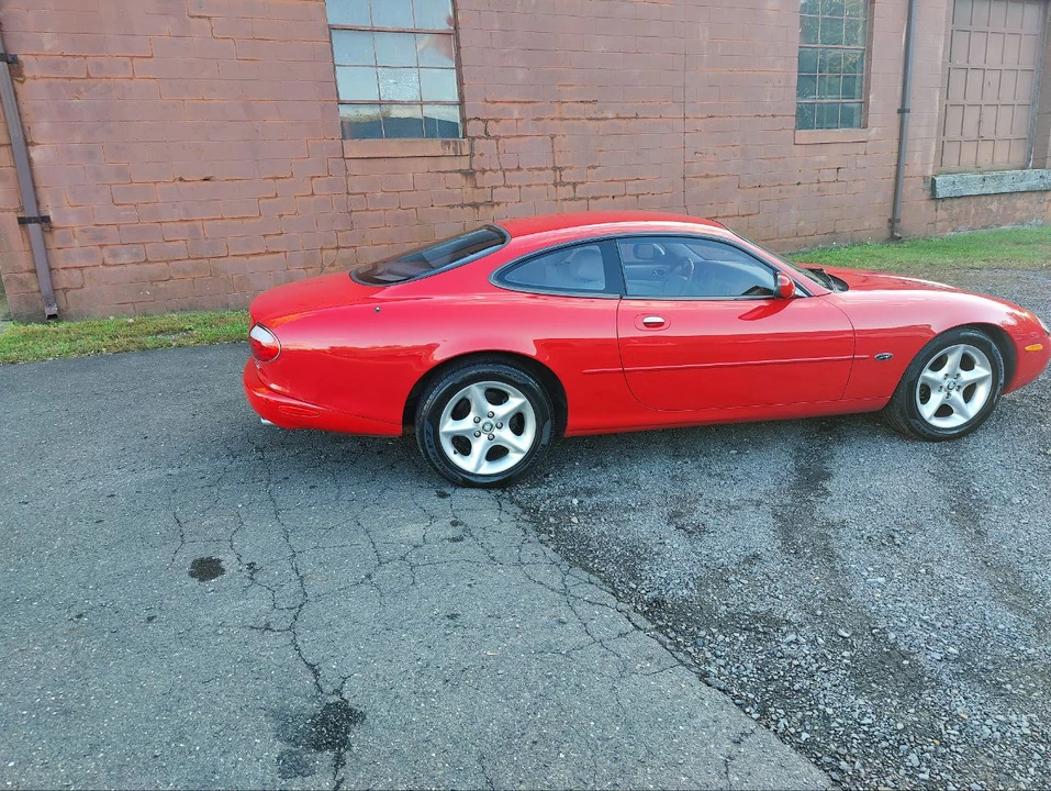 2001 Jaguar X100 XK8 - Image 24 of 31
