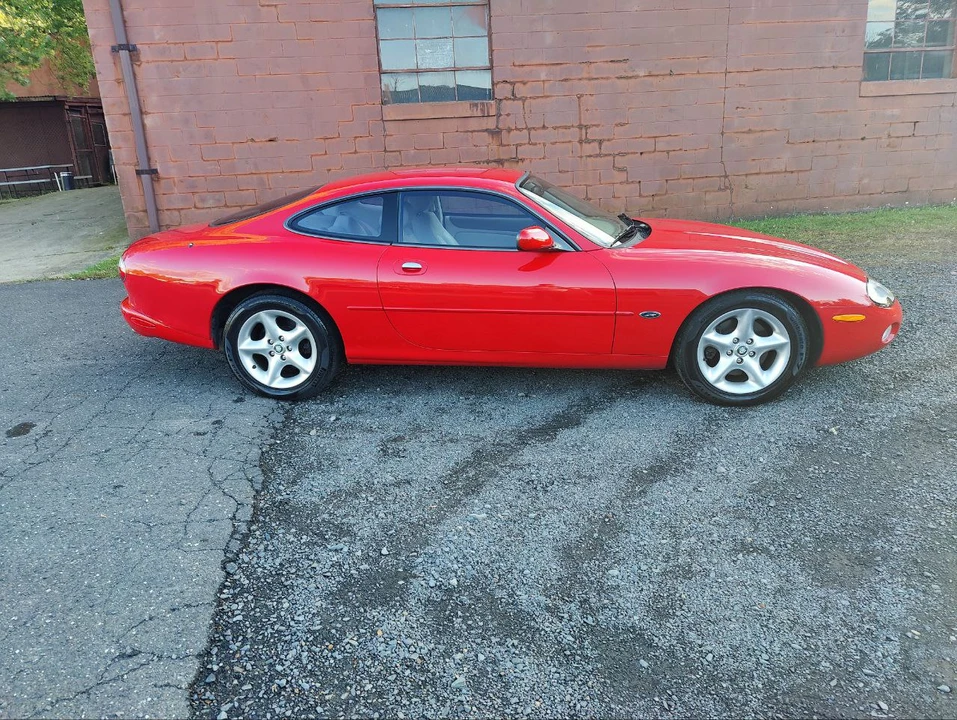 2001 Jaguar X100 XK8 - Image 25 of 31