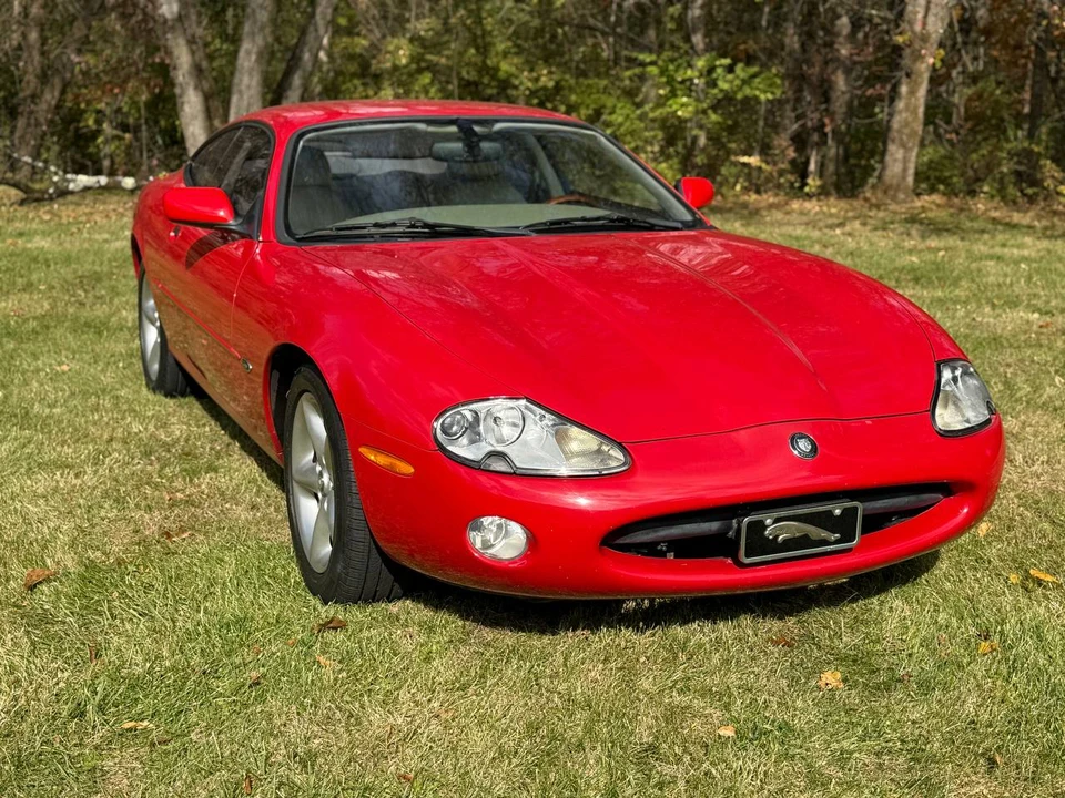 2001 Jaguar X100 XK8 - Image 9 of 31