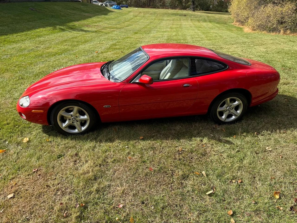 2001 Jaguar X100 XK8 - Image 4 of 31