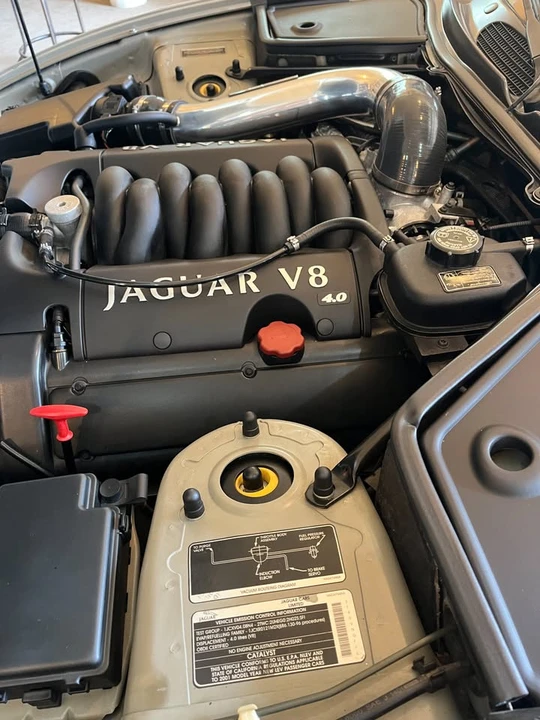 2001 Jaguar X100 XK8 - Image 8 of 9