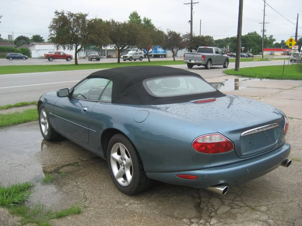2001 Jaguar X100 XK8 - Image 4 of 5