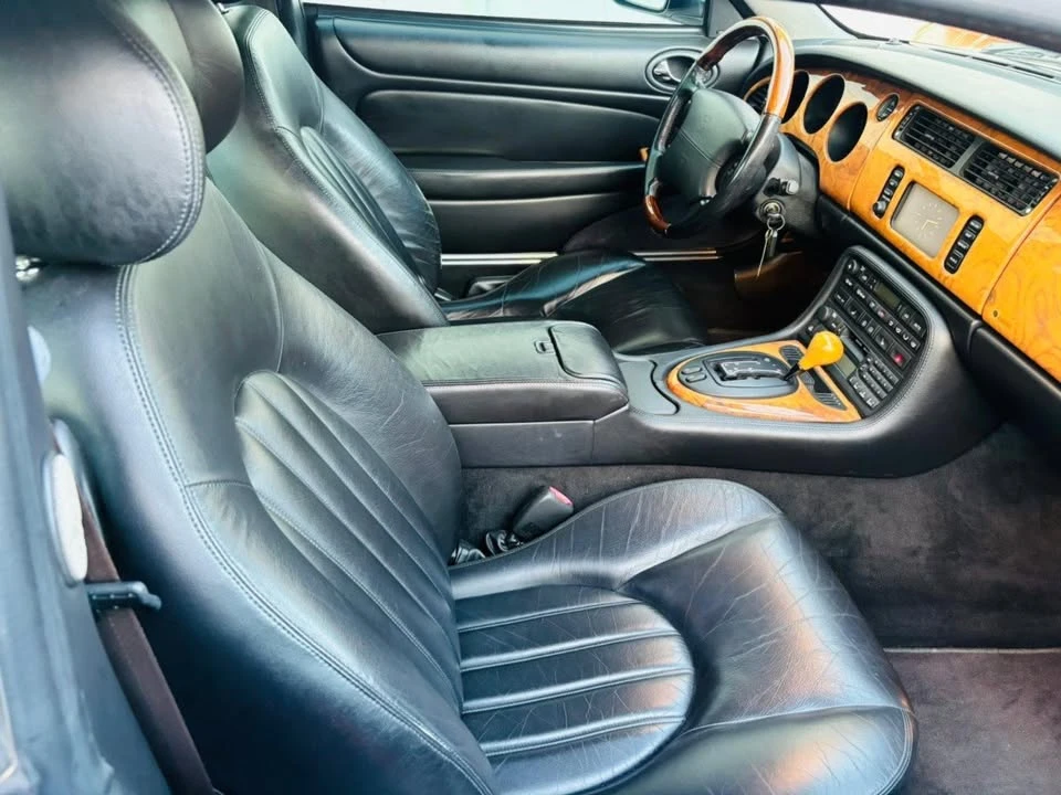 2001 Jaguar X100 XK8 - Image 11 of 20