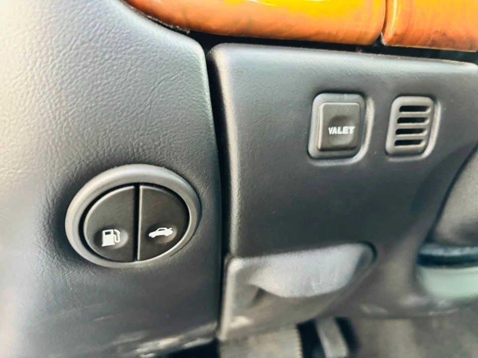2001 Jaguar X100 XK8 - Image 20 of 20