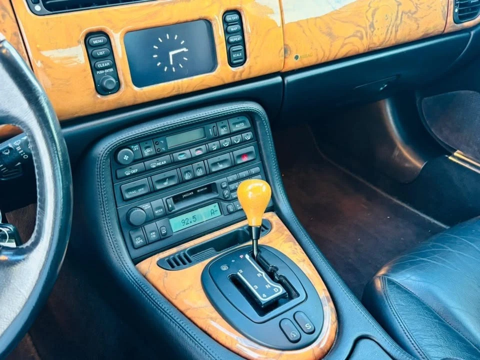2001 Jaguar X100 XK8 - Image 14 of 20