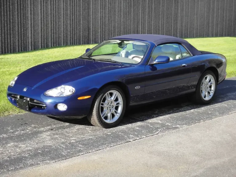 2001 Jaguar X100 XK8 - Image 2 of 2