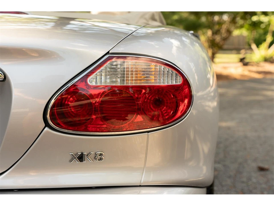 2001 Jaguar X100 XK8 - Image 4 of 31