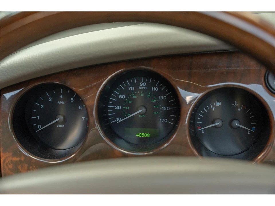 2001 Jaguar X100 XK8 - Image 11 of 31