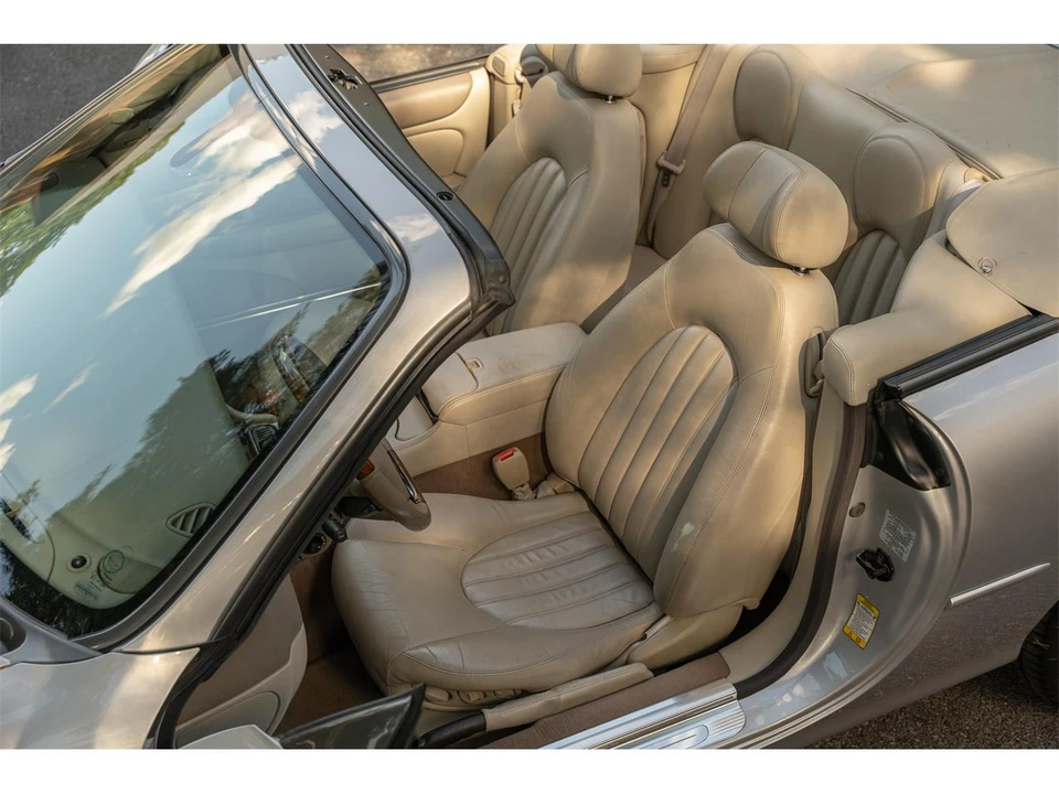 2001 Jaguar X100 XK8 - Image 12 of 31