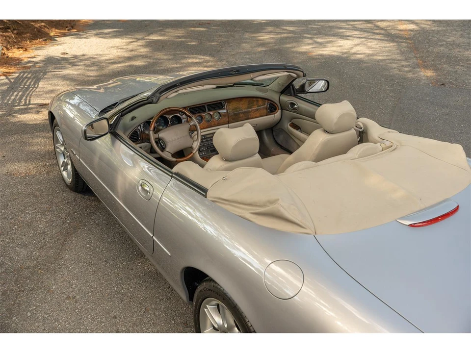 2001 Jaguar X100 XK8 - Image 27 of 31