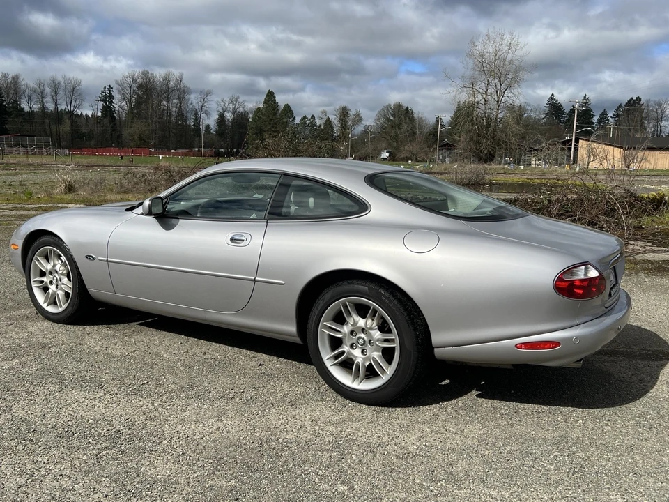 2001 Jaguar X100 XK8 - Image 4 of 31