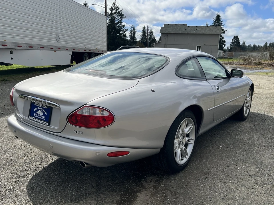 2001 Jaguar X100 XK8 - Image 9 of 31