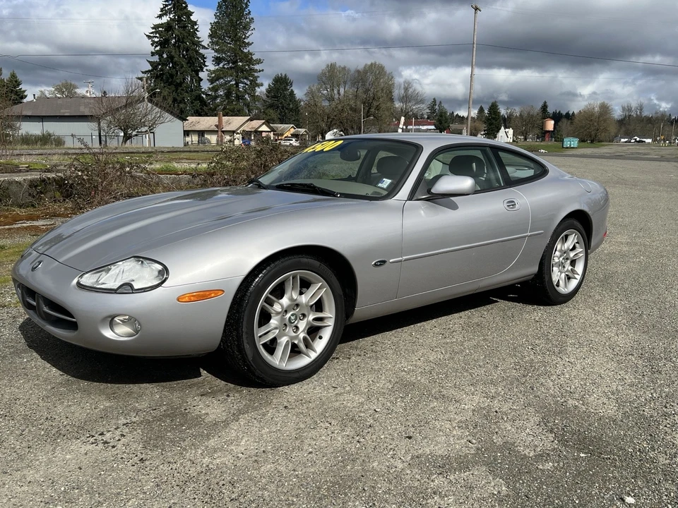 2001 Jaguar X100 XK8 - Image 21 of 31