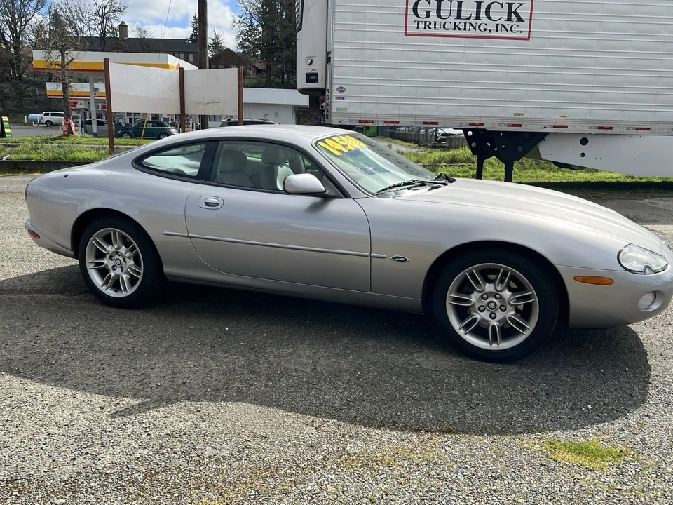 2001 Jaguar X100 XK8 - Image 13 of 31