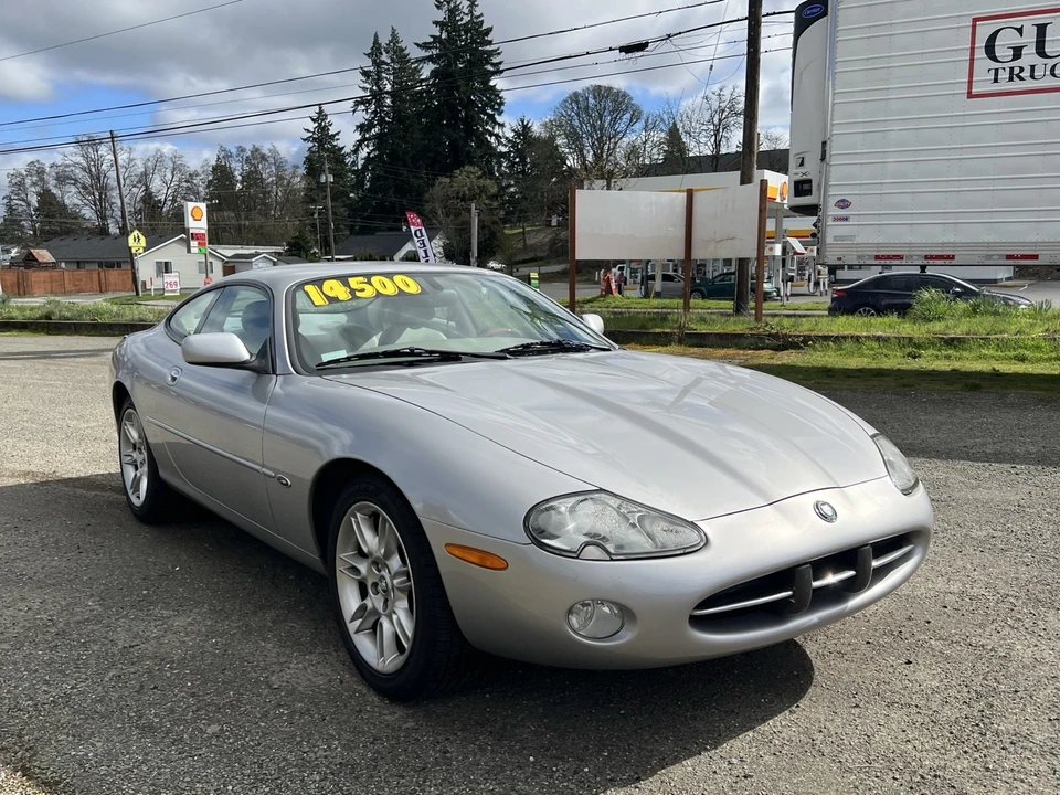 2001 Jaguar X100 XK8 - Image 15 of 31