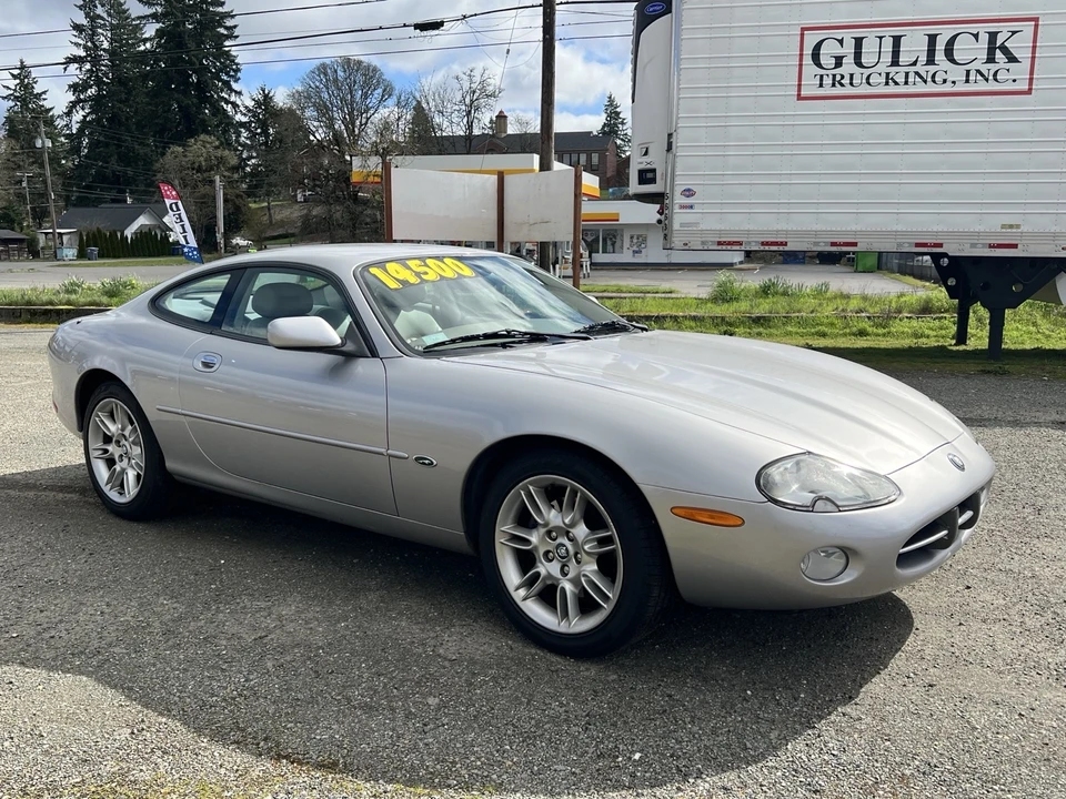 2001 Jaguar X100 XK8 - Image 14 of 31