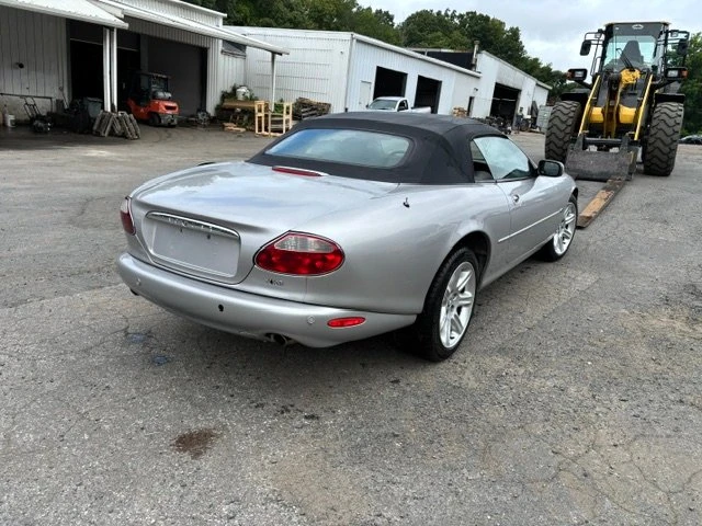 2001 Jaguar X100 XK8 - Image 5 of 9
