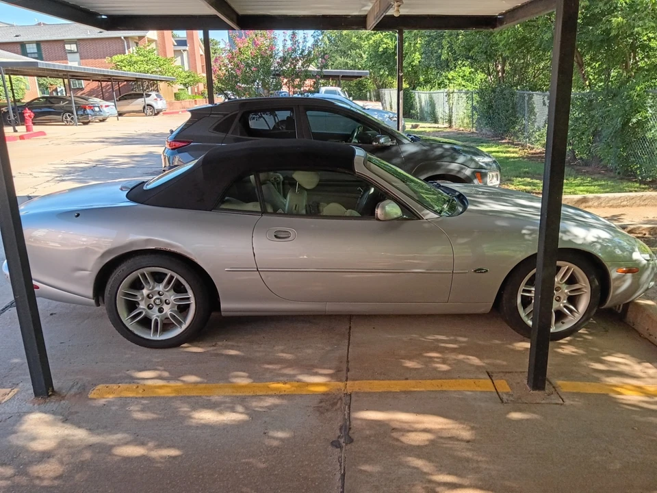 2001 Jaguar X100 XK8 - Image 4 of 18