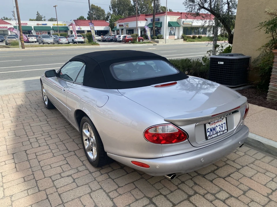 2001 Jaguar X100 XK8 - Image 4 of 21