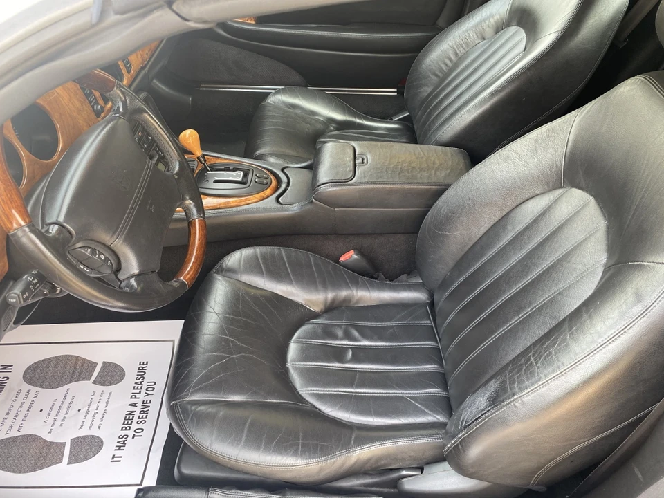 2001 Jaguar X100 XK8 - Image 17 of 21