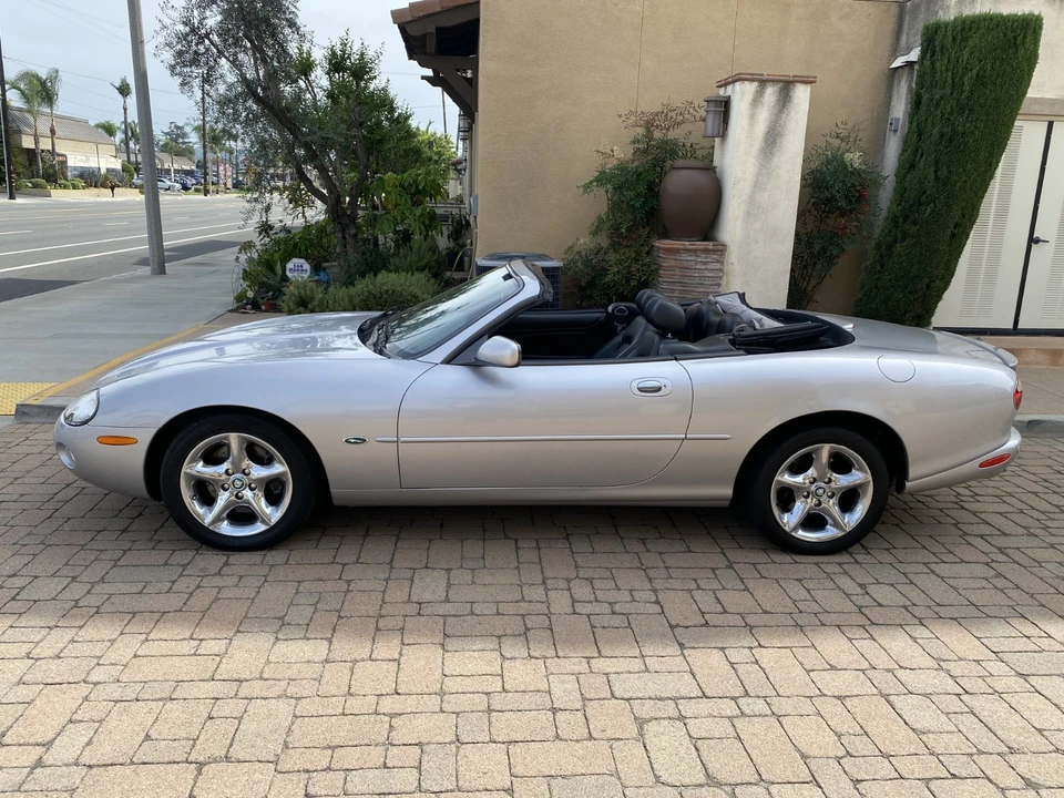 2001 Jaguar X100 XK8 - Image 15 of 21