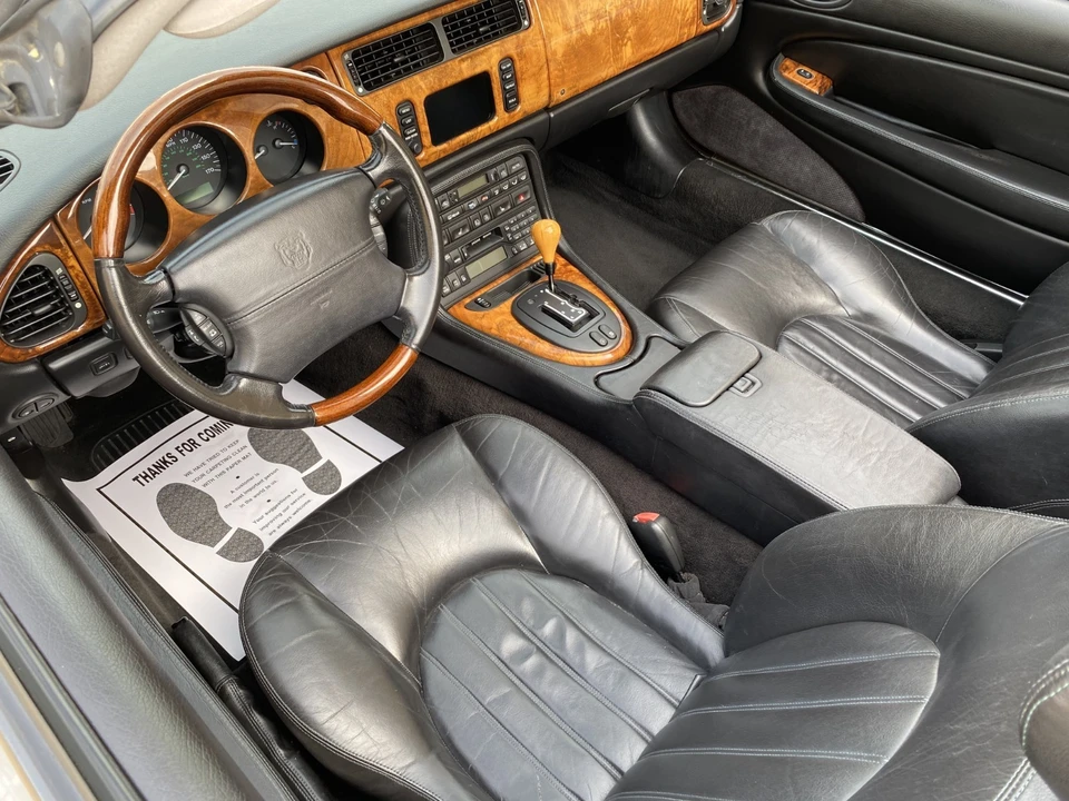 2001 Jaguar X100 XK8 - Image 19 of 21