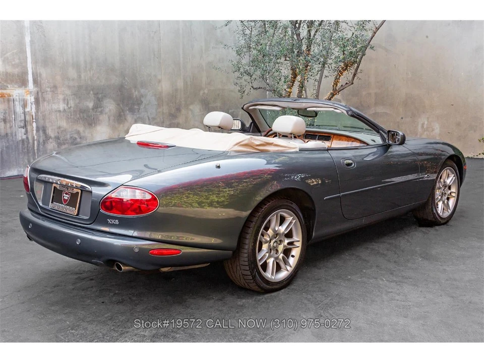 2001 Jaguar X100 XK8 - Image 4 of 31