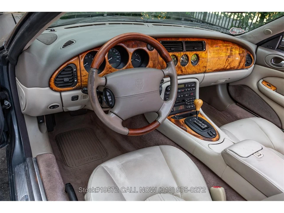 2001 Jaguar X100 XK8 - Image 22 of 31