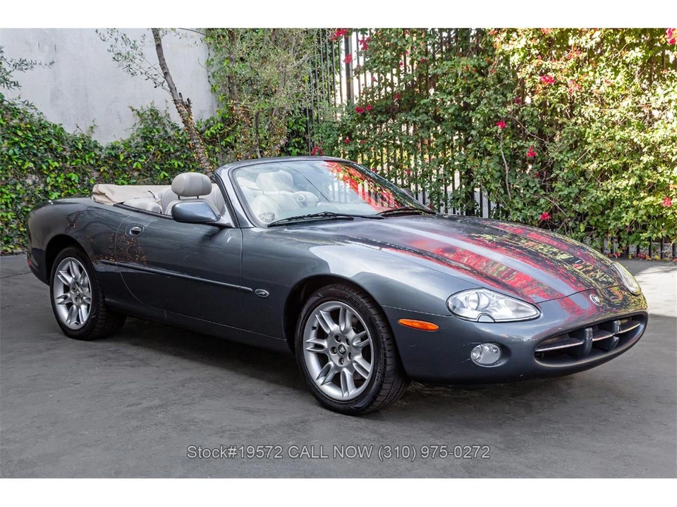 2001 Jaguar X100 XK8 - Image 2 of 31