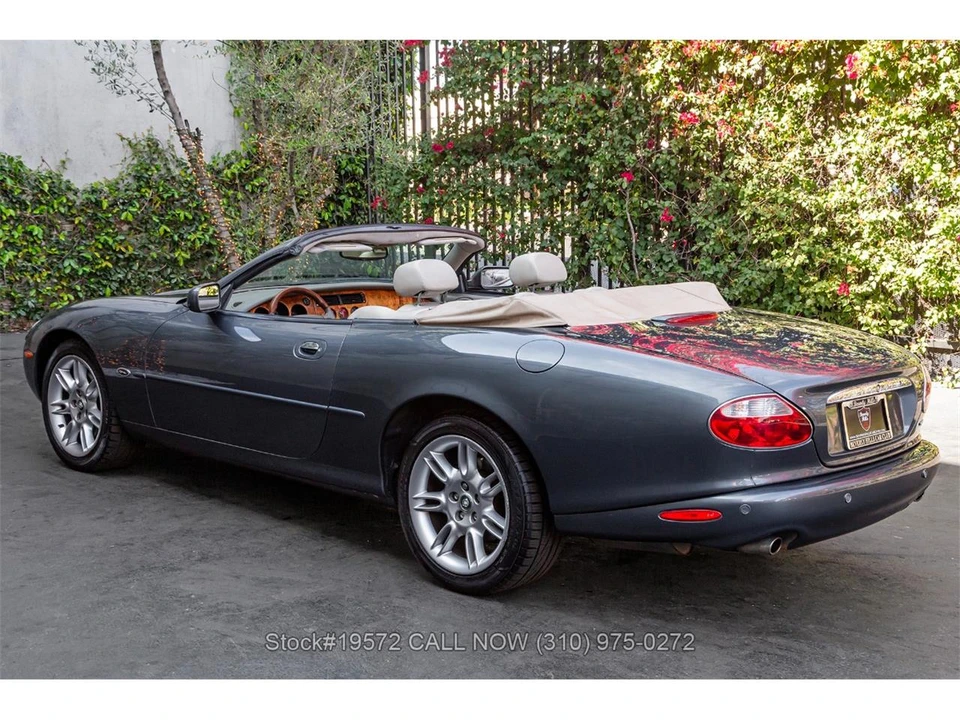 2001 Jaguar X100 XK8 - Image 6 of 31