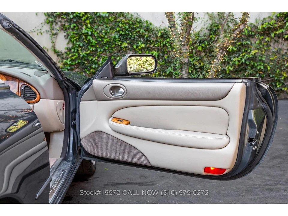 2001 Jaguar X100 XK8 - Image 27 of 31