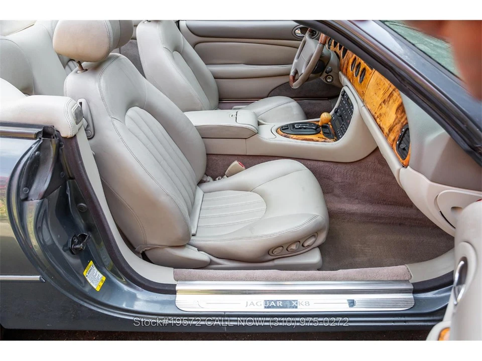 2001 Jaguar X100 XK8 - Image 25 of 31