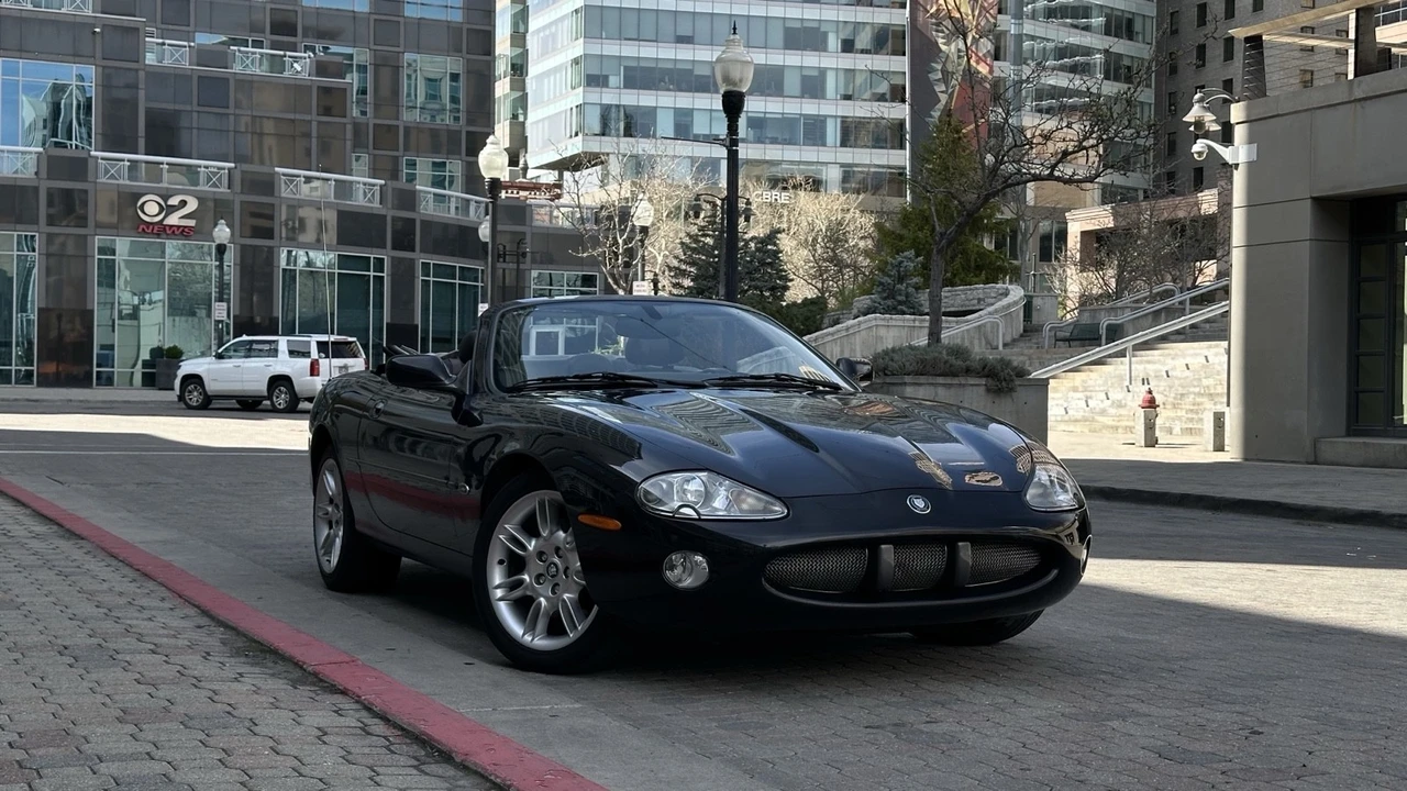 2001 Jaguar X100 XK8 - Image 4 of 20