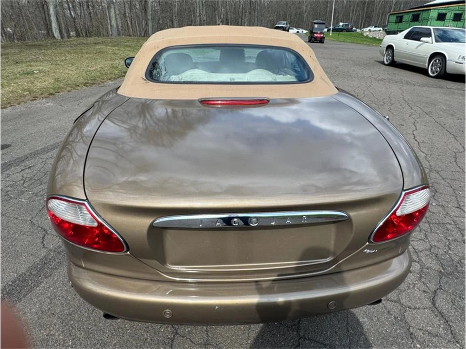 2001 Jaguar X100 XK8 - Image 3 of 7