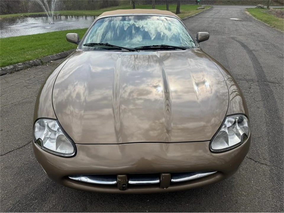 2001 Jaguar X100 XK8 - Image 5 of 7