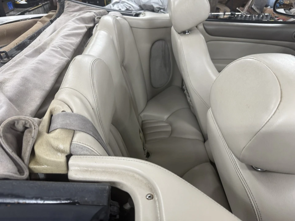 2001 Jaguar X100 XK8 - Image 13 of 15