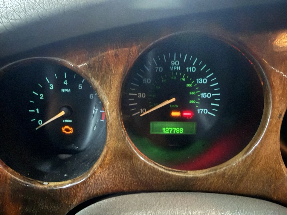 2001 Jaguar X100 XK8 - Image 14 of 15
