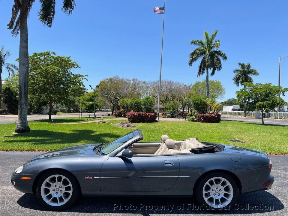 2001 Jaguar X100 XKR - Image 5 of 12