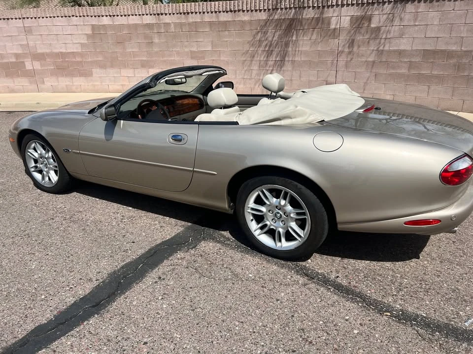 2001 Jaguar X100 XK8 - Image 13 of 19