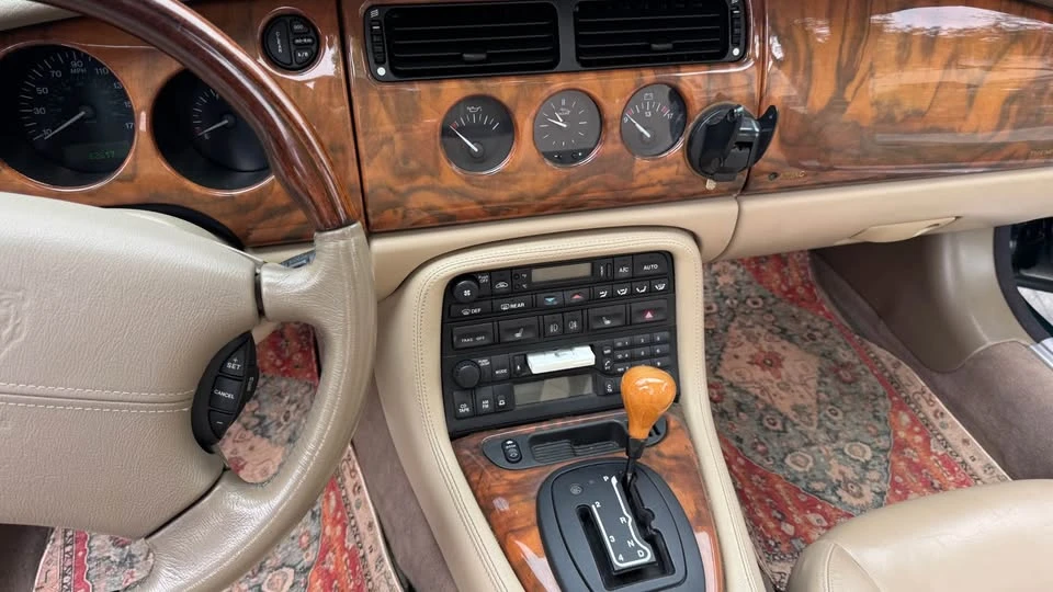 2001 Jaguar X100 XK8 - Image 20 of 20