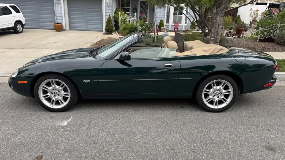 2001 Jaguar X100 XK8 - Image 16 of 20