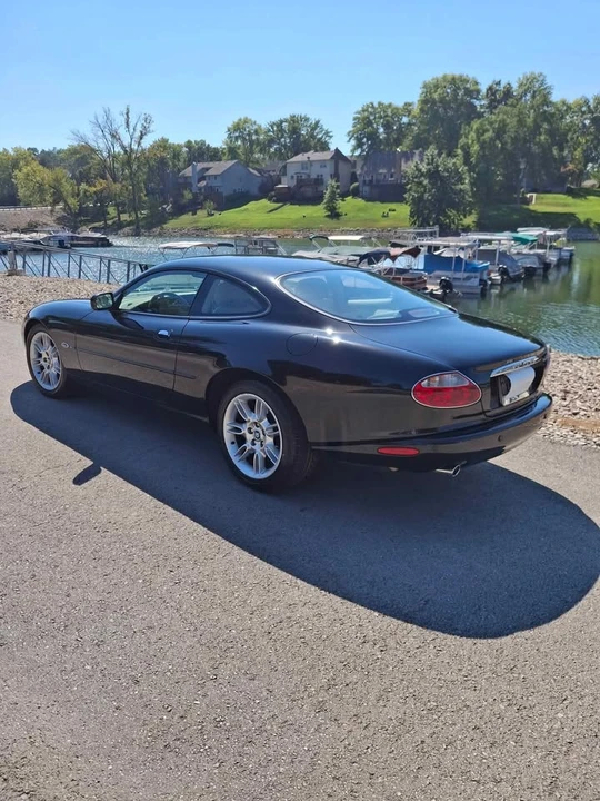 2001 Jaguar X100 XK8 - Image 2 of 9