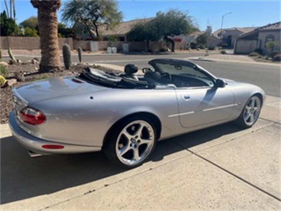 2001 Jaguar X100 XKR - Image 2 of 6