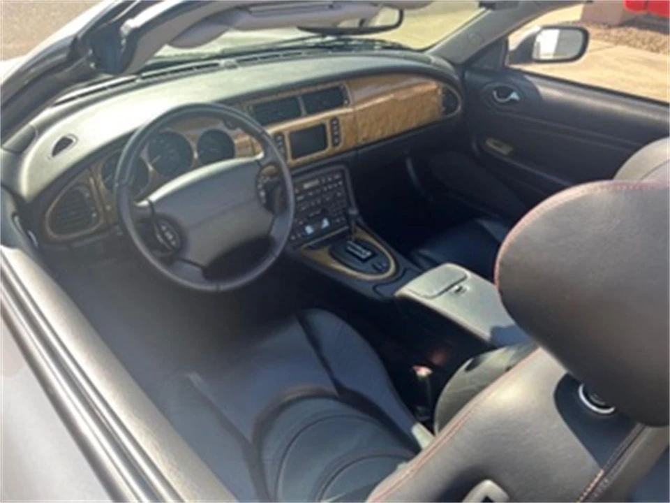 2001 Jaguar X100 XKR - Image 4 of 6