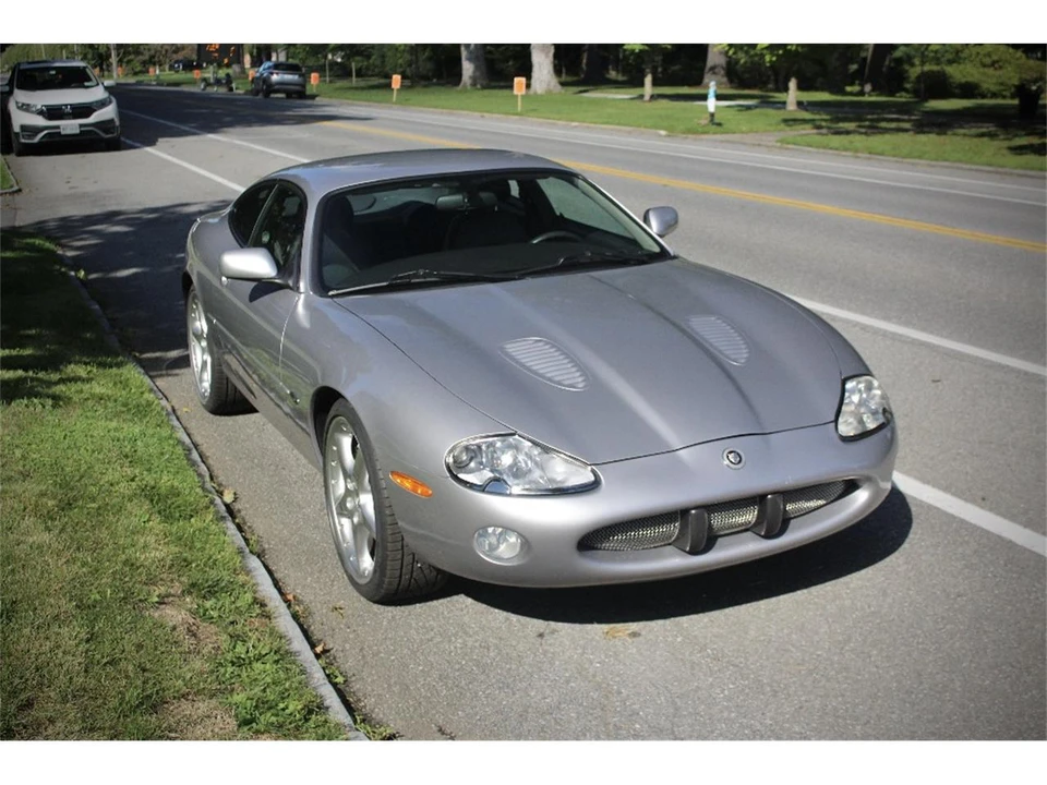 2001 Jaguar X100 XKR - Image 2 of 31