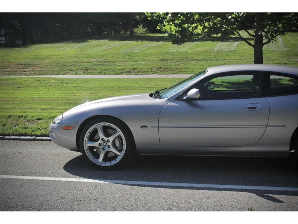 2001 Jaguar X100 XKR - Image 6 of 31