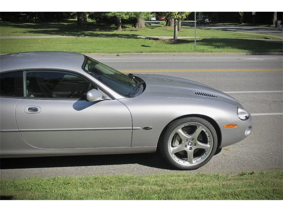2001 Jaguar X100 XKR - Image 11 of 31